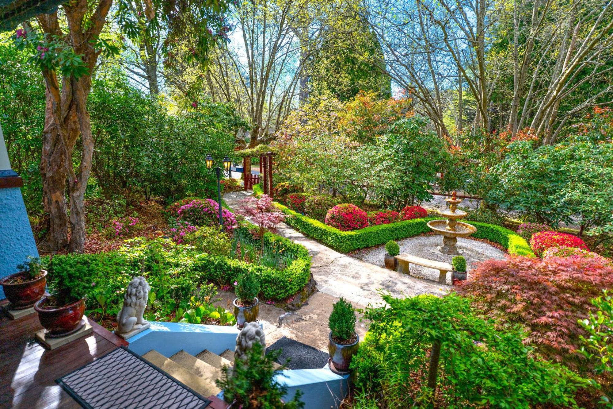 Guest house Kubba Roonga - Boutique Luxury Retreat & Gardens - Blue Mountains 4*