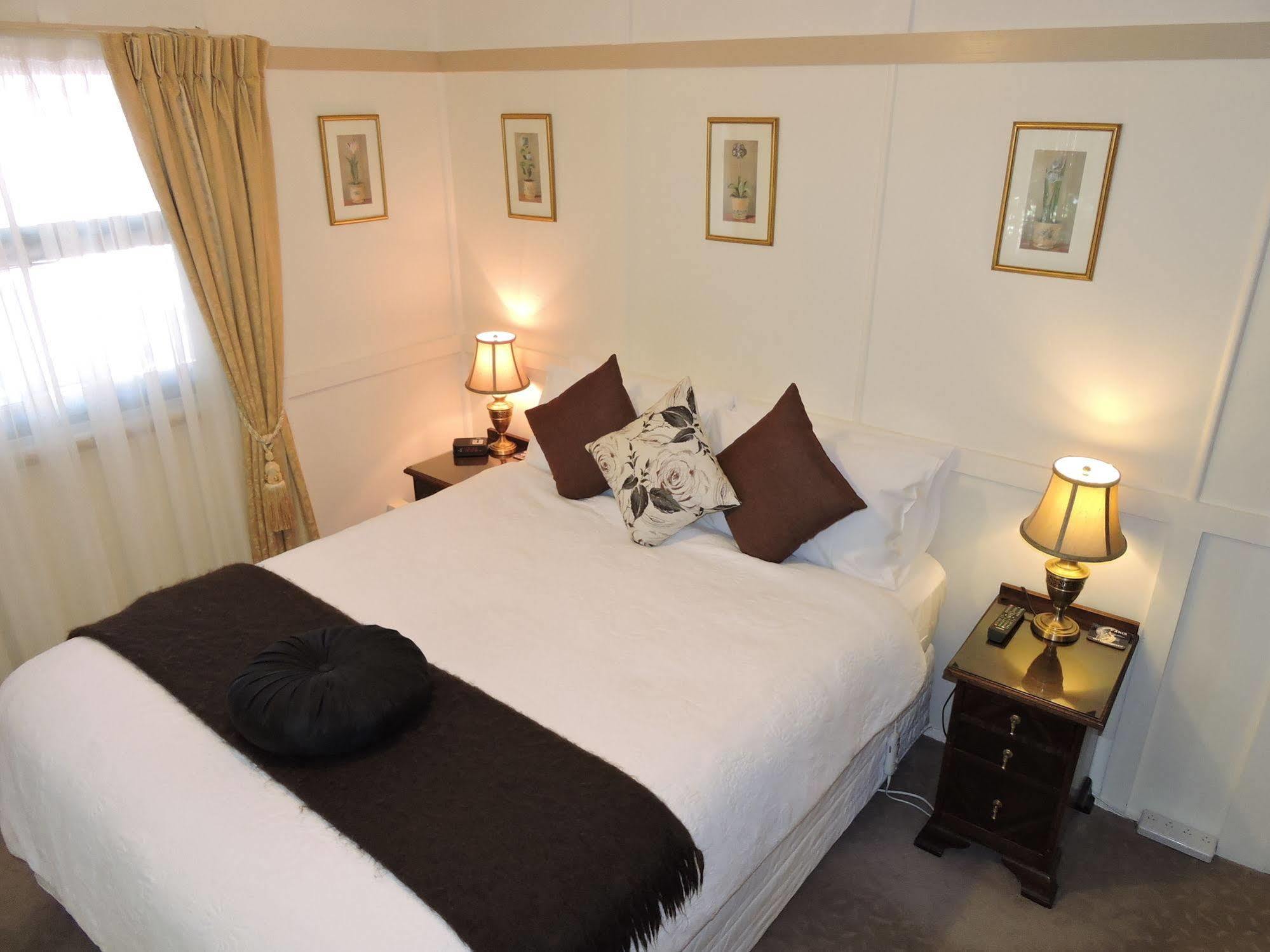 Kubba Roonga - Boutique Luxury Retreat & Gardens - Blue Mountains Blackheath
